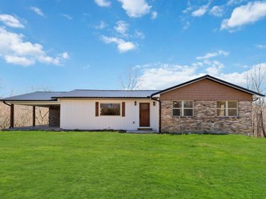 4249 State Highway 1651 , Pine Knot, KY 42635