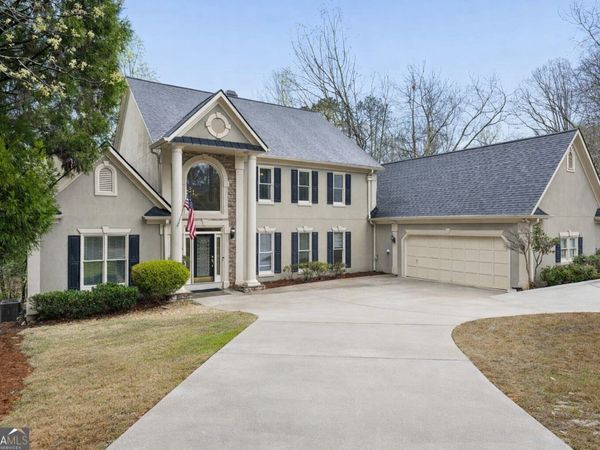 3322 Rough Creek Drive, Woodstock, GA 30189