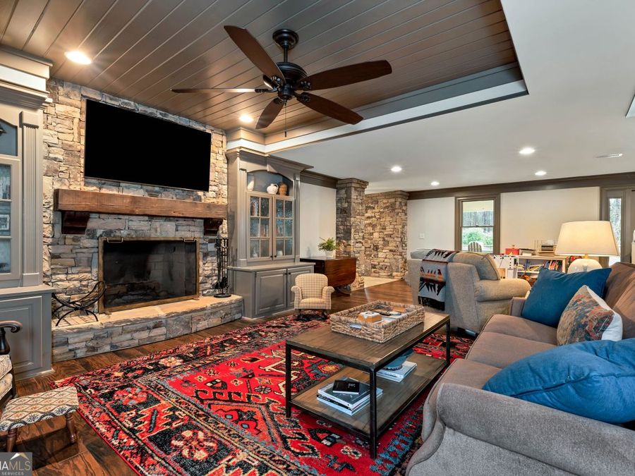 Property Image 38