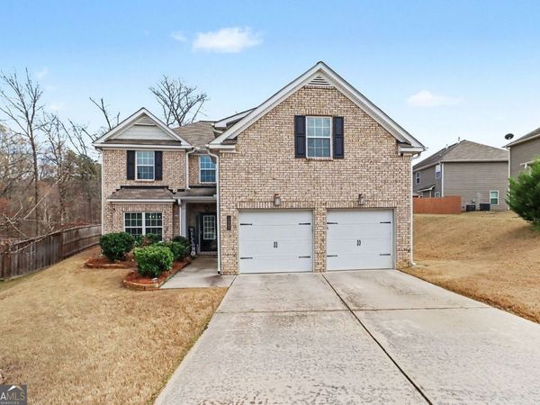 3802 Village Crossing Lane, Ellenwood, GA 30294