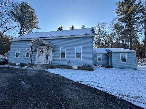 48 Bridge St, Unit 1, Westford, MA 01886