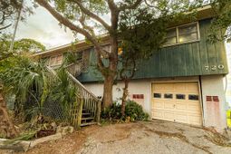 720 E Erie Avenue photo 4