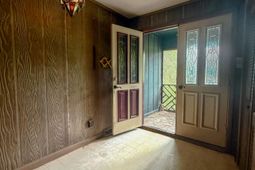 720 E Erie Avenue photo 4