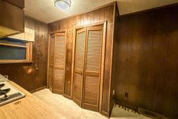 720 E Erie Avenue photo 4