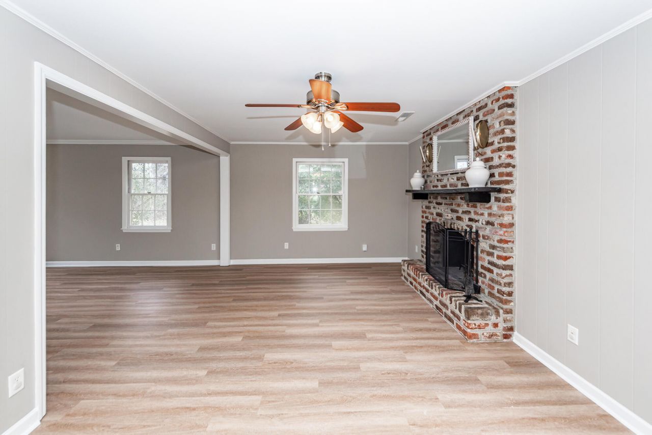 405 Grouse Road Photo 15