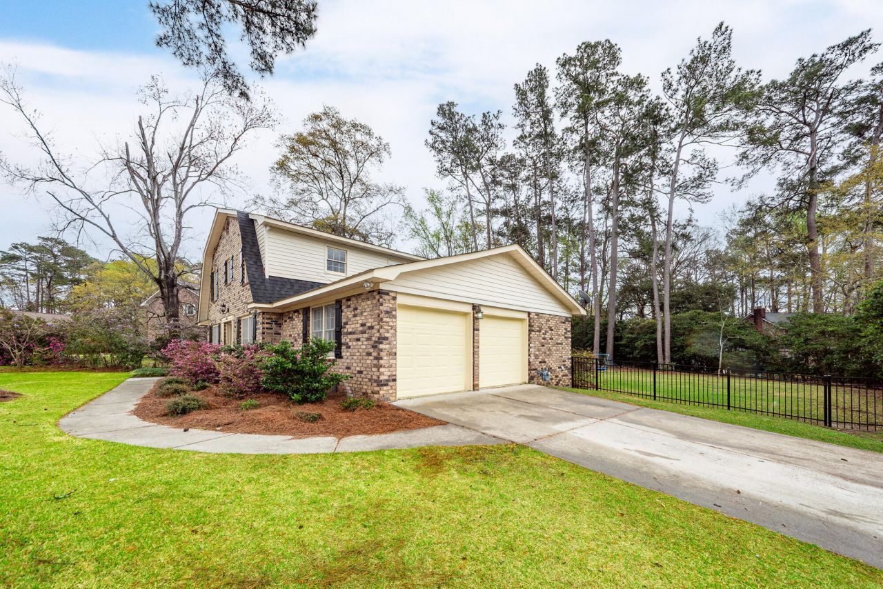 405 Grouse Road Photo 48