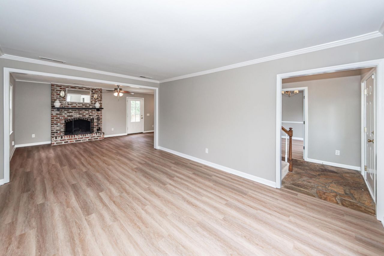 405 Grouse Road Photo 5