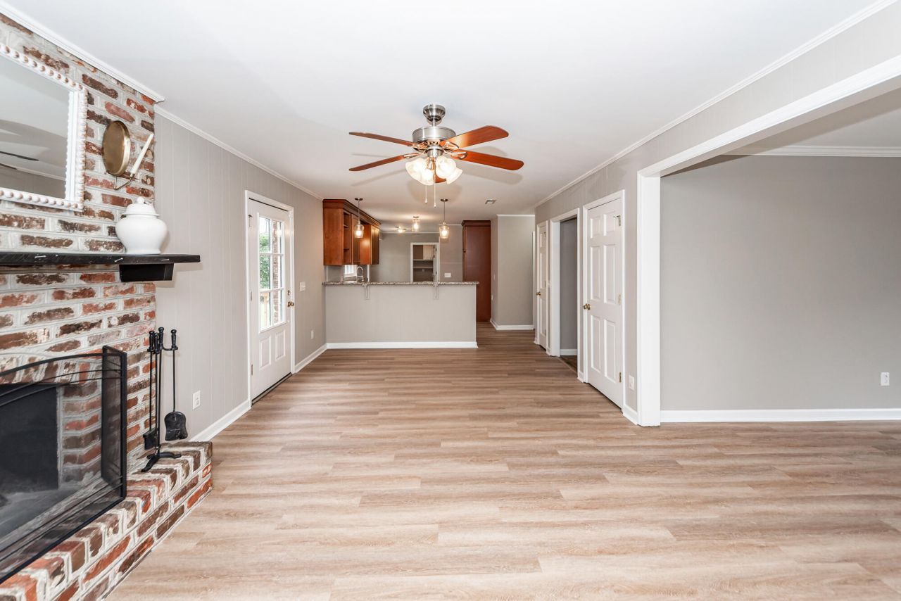 405 Grouse Road Photo 8