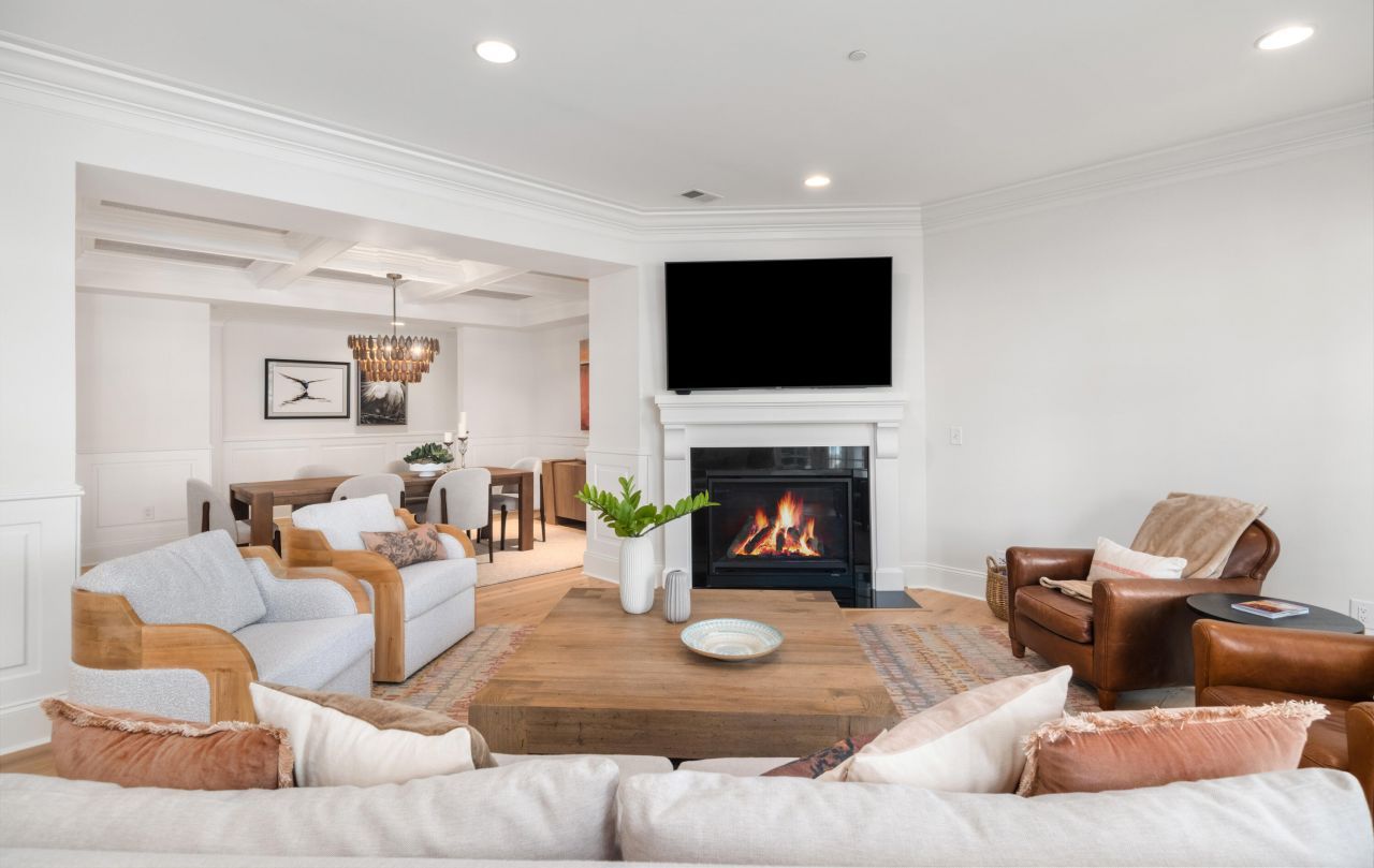 108 Fairbanks Oak Alley Photo 27