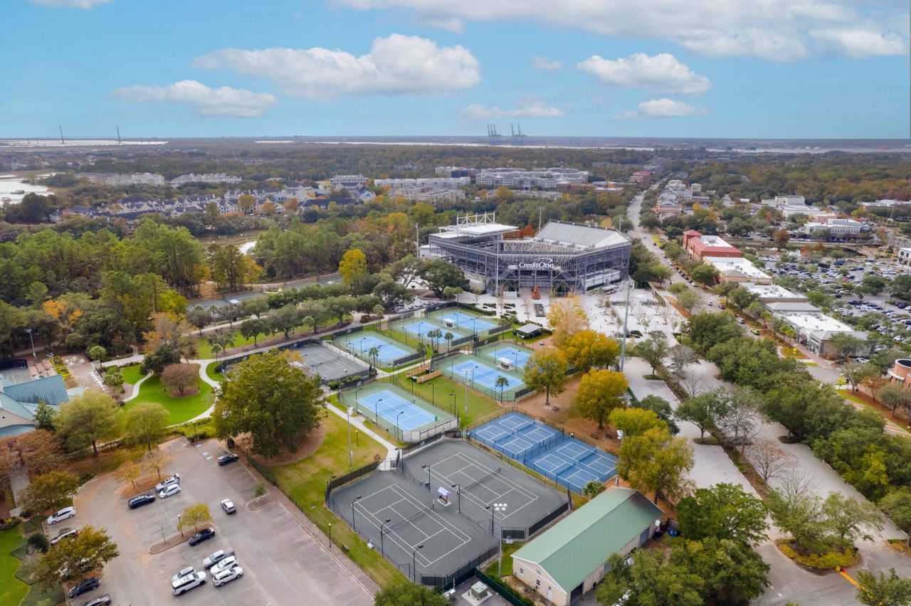 108 Fairbanks Oak Alley Photo 59