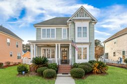 302 Hydrangea Street photo 4