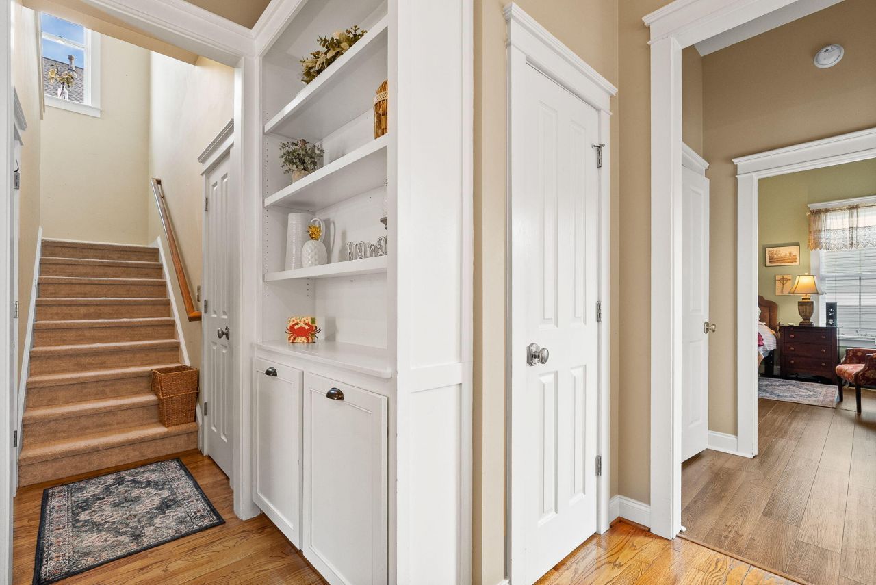 302 Hydrangea Street Photo 25