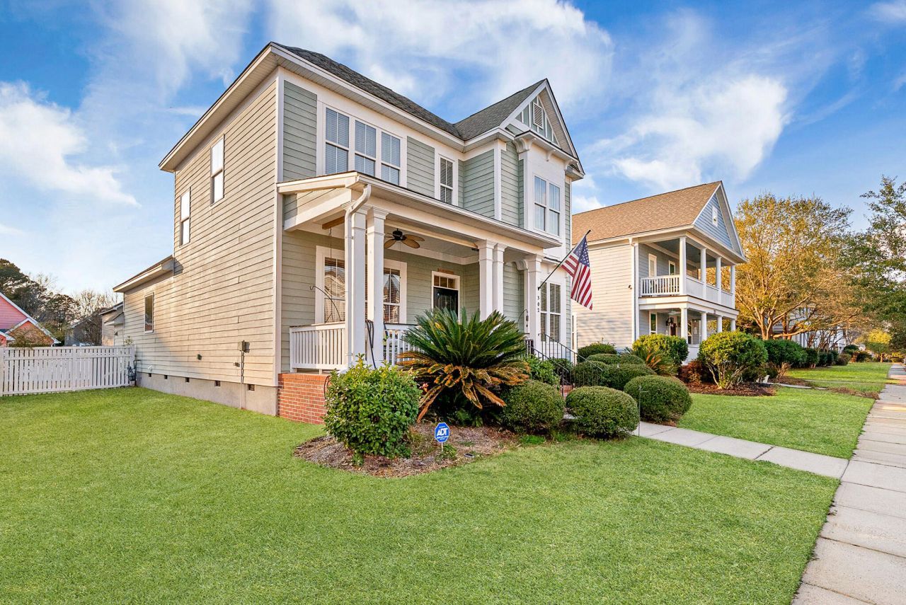 302 Hydrangea Street Photo 9