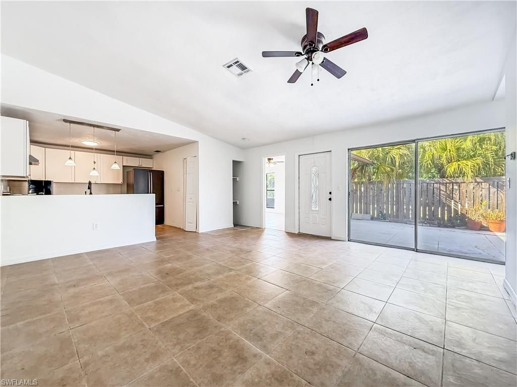 6302 Royal Woods Dr, Fort Myers, FL 33908 Photo