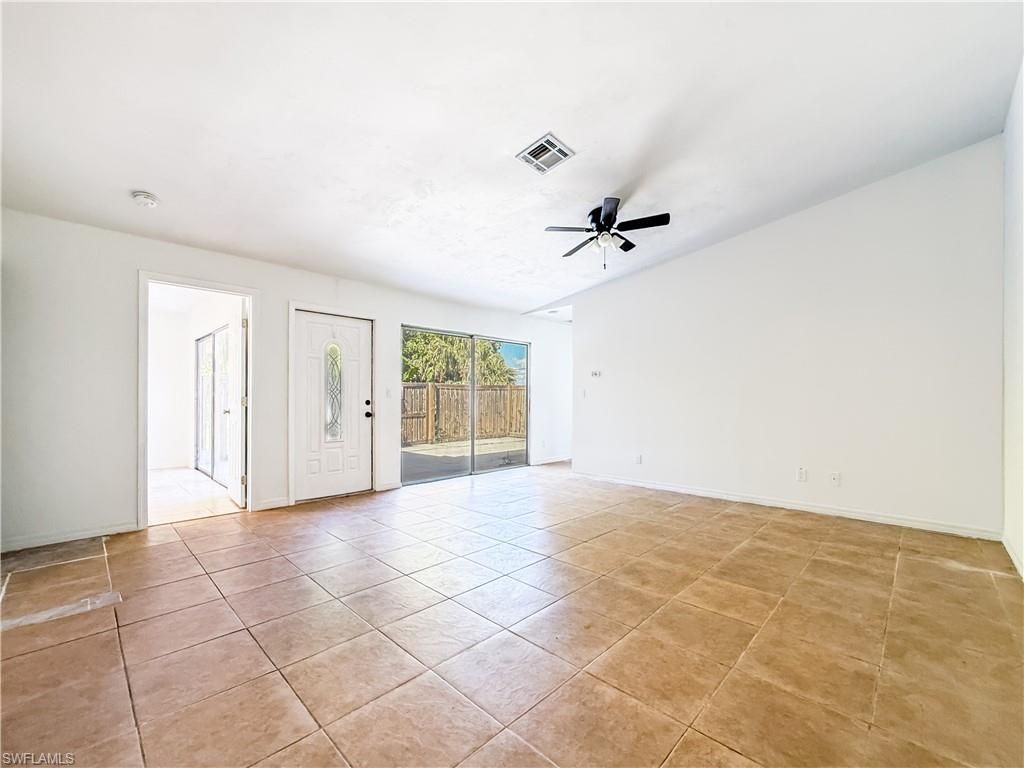 6302 Royal Woods Dr, Fort Myers, FL 33908 Photo