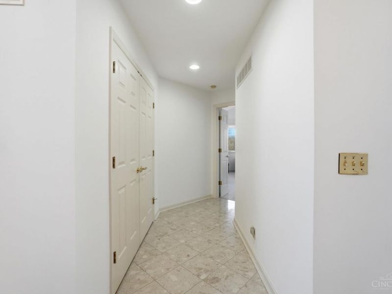 6637 Wyndwatch Drive, Cincinnati, OH 45230 Photo 26