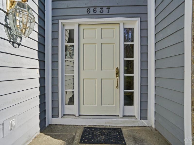 6637 Wyndwatch Drive, Cincinnati, OH 45230 Photo 4