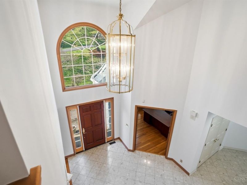 6637 Wyndwatch Drive, Cincinnati, OH 45230 Photo 5