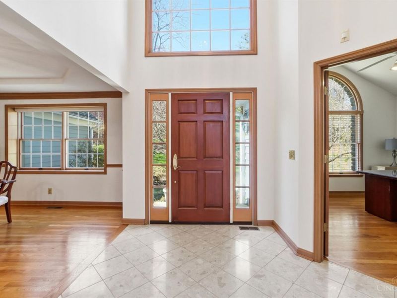 6637 Wyndwatch Drive, Cincinnati, OH 45230 Photo 6