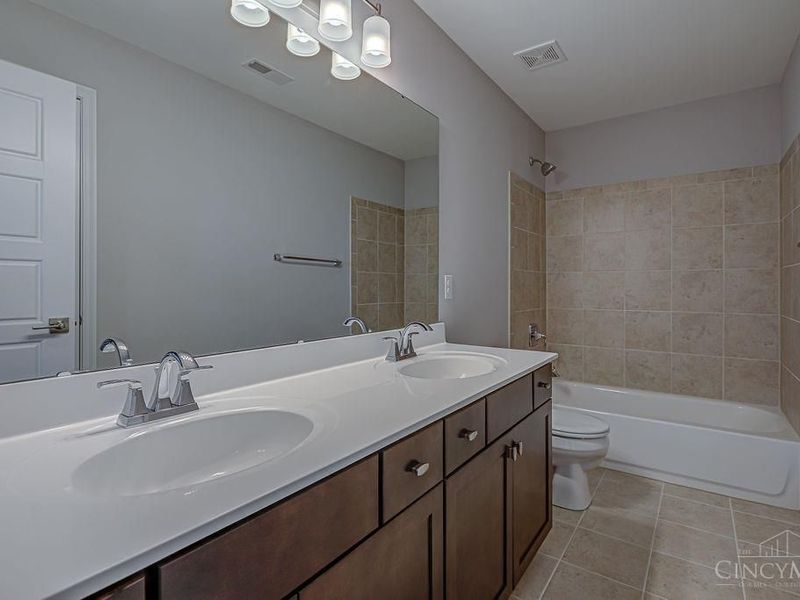 5875 Tilbury Trail, Liberty Township, OH 45011 Photo 77