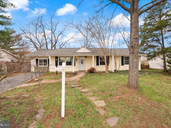 1301 N AMELIA STREET, STERLING, VA 20164