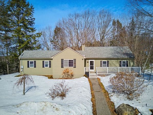 246 Cooper Hill Road, Nottingham, NH 03290