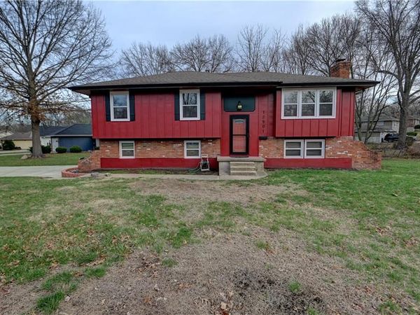 12901 Byars Road, Grandview, MO 64030