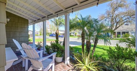 630 51st St, Sacramento, CA 95819 Photo