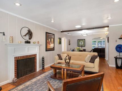 630 51st St, Sacramento, CA 95819 Photo