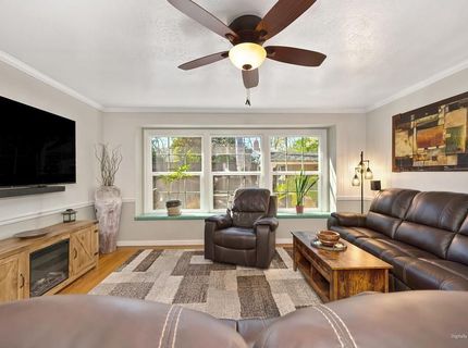 630 51st St, Sacramento, CA 95819 Photo