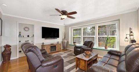 630 51st St, Sacramento, CA 95819 Photo