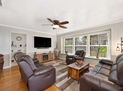 630 51st St, Sacramento, CA 95819 Photo