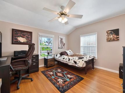 630 51st St, Sacramento, CA 95819 Photo