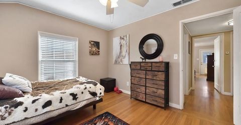 630 51st St, Sacramento, CA 95819 Photo