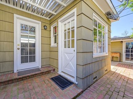 630 51st St, Sacramento, CA 95819 Photo