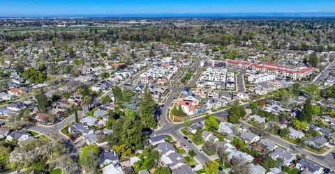 630 51st St, Sacramento, CA 95819 Photo