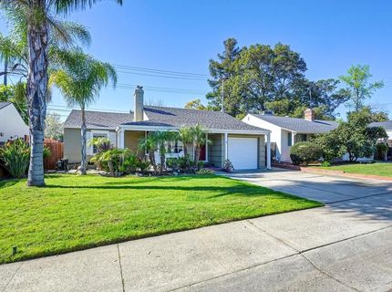 630 51st St, Sacramento, CA 95819 Photo