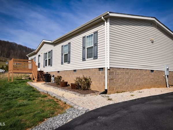 255 Rolling Hills Drive, Church Hill, TN 37642