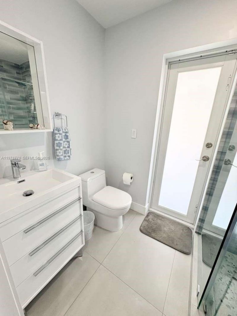 6890 Winged Foot Dr , Hialeah, FL 33015 Photo