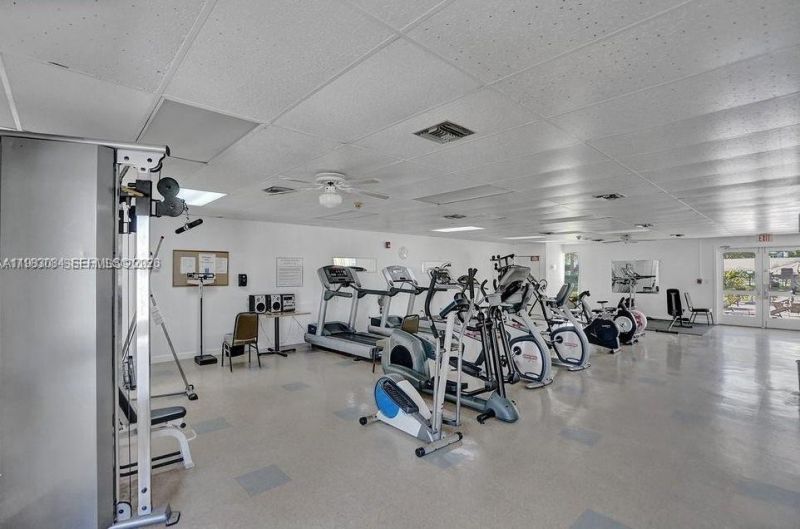 17000 NE 14th Ave , Unit 206, Miami, FL 33162 Photo