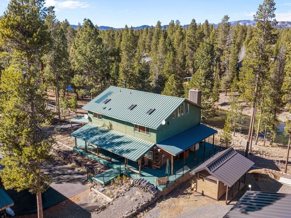 15124 E River Loop Drive E, Bend, OR 97707