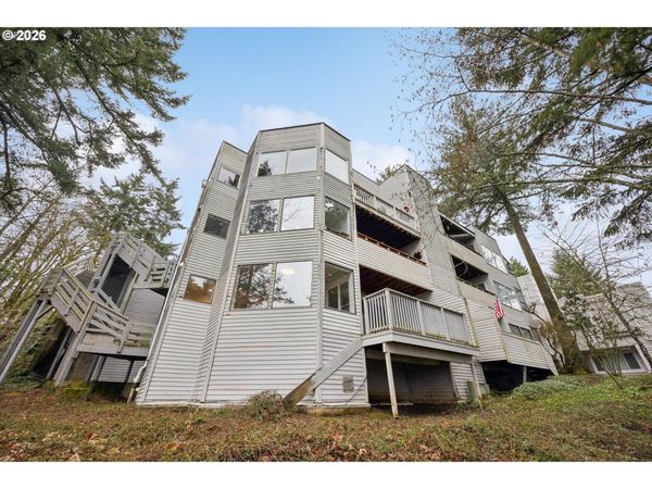 48 EAGLE CREST DR, Unit 5F, Lake Oswego, OR 97035