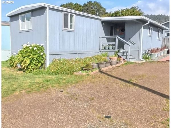 94120 STRAHAN ST, Unit 58, Gold Beach, OR 97444