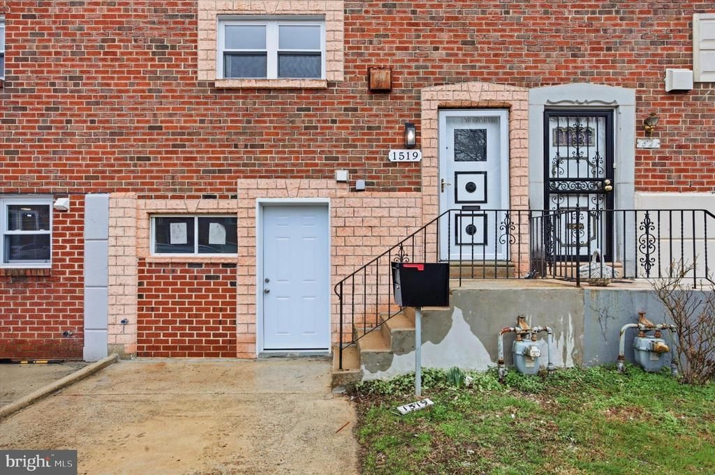 1519 FORRESTER AVENUE, SHARON HILL, PA 19079