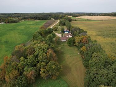 15735 County Highway 1 , Lake Park, MN 56554