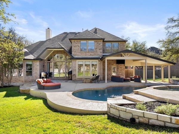 1801 Val Verde DR, Austin, TX 78732