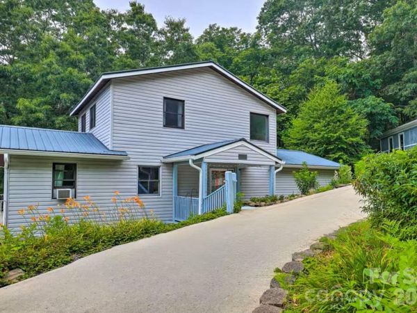 553 Deep Gap Road , Sylva, NC 28779
