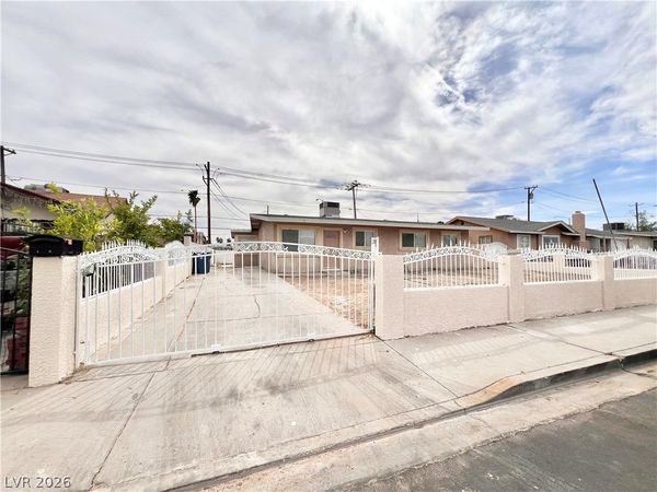 2624 Brady Avenue, Las Vegas, NV 89101