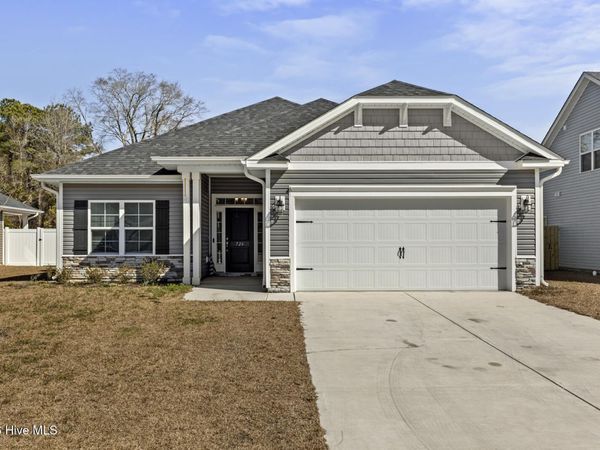 726 Greenwich Place , Richlands, NC 28574