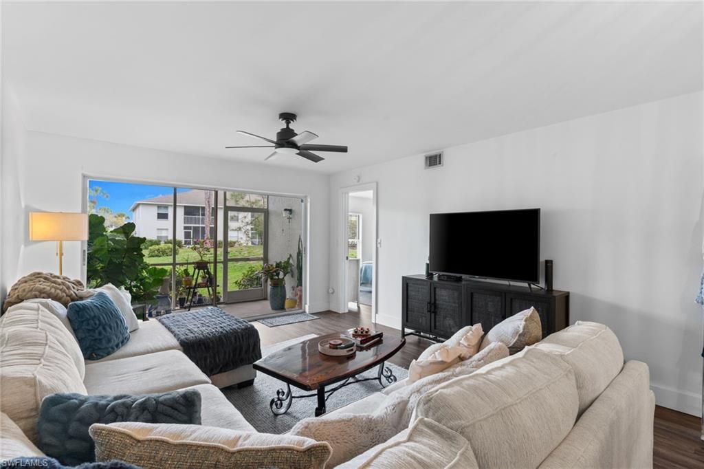 1336 Churchill Cir, Unit K104, Naples, FL 34116 Photo